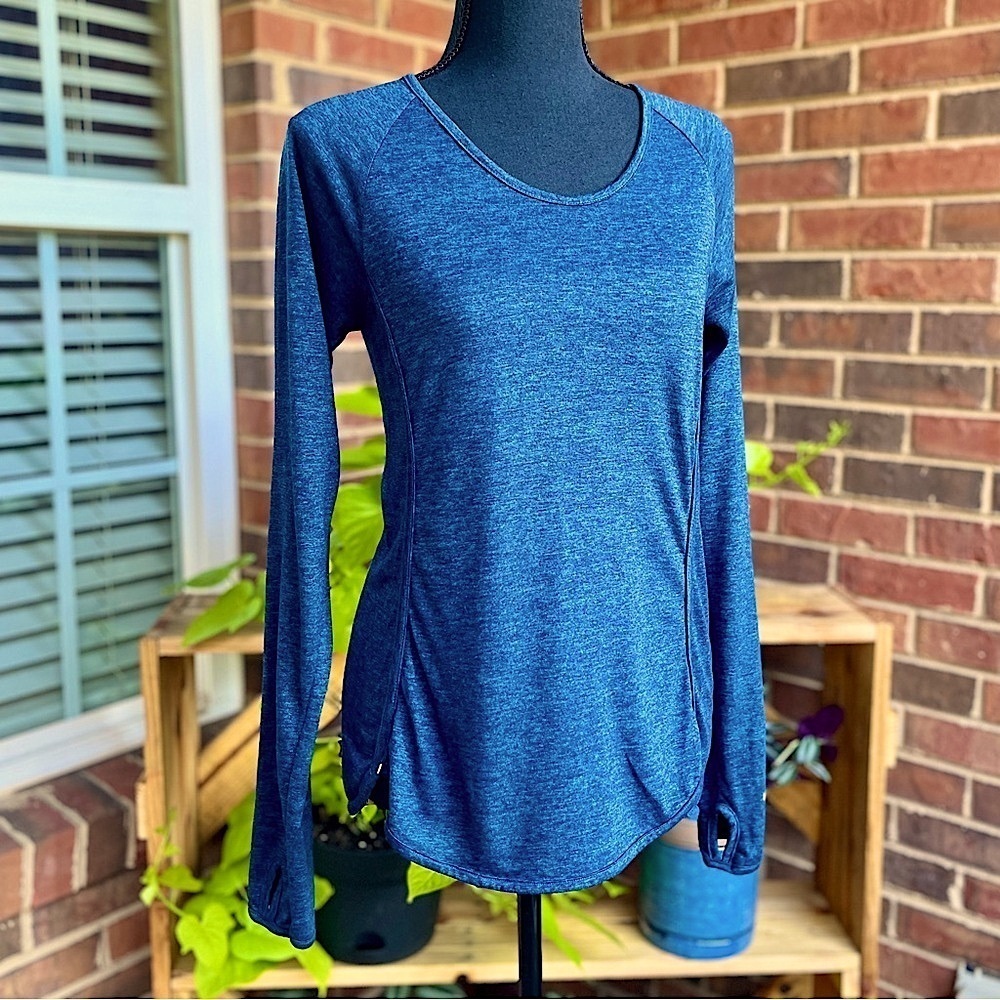 The North Face Flash Dry Teal Heather Long Sleeve Activewear